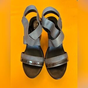 Charles David Metallic Gray Elastic Strap High Heel Wedge Sandals